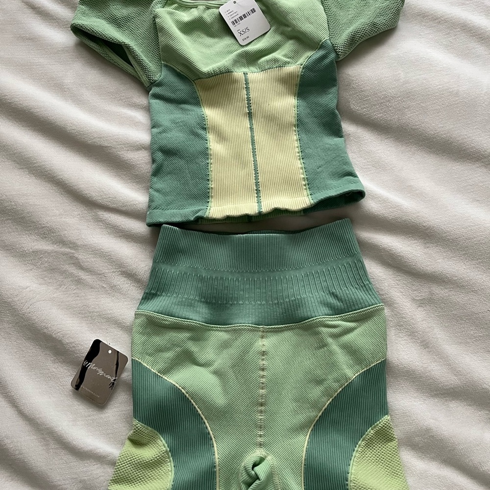 Green and Cream Activewear Set